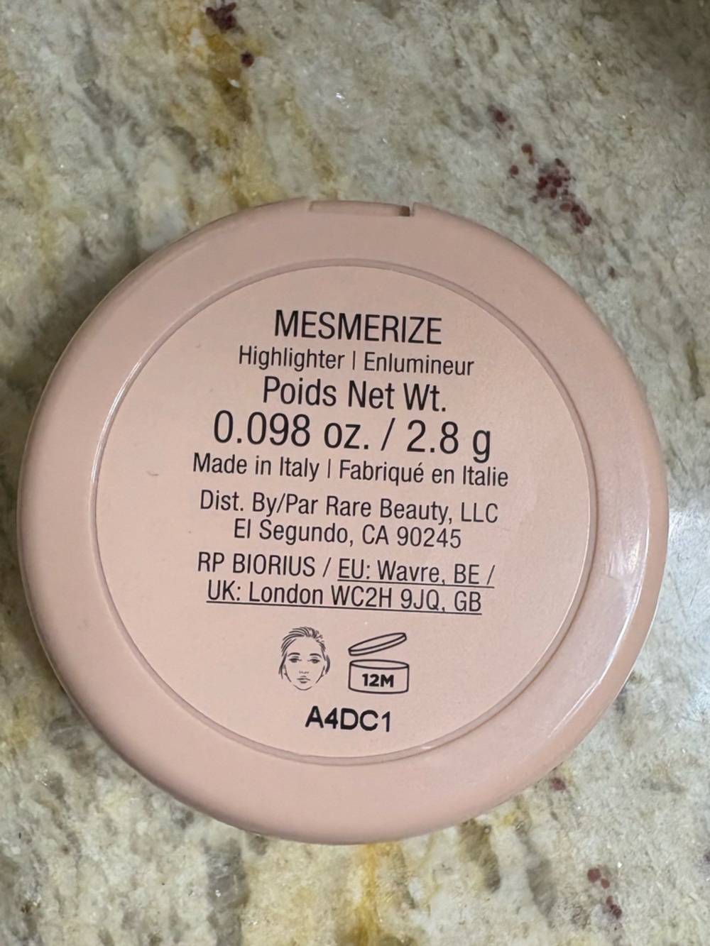 Rare Beauty Positive Light Highlighter, Mesmerize - Picture 5 of 7
